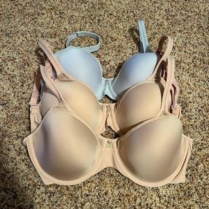 3 - Bali Women's One Smooth U Ultra Light Bra, Underwire T-shirt Bra